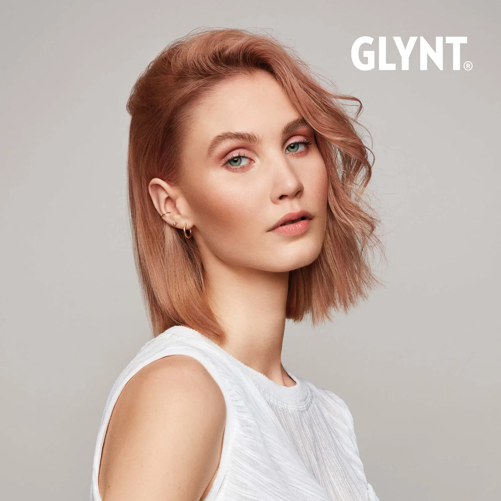 Frisur, Haarschnitt und Farbe von SI Hairstyle & Cut, Zirndorf